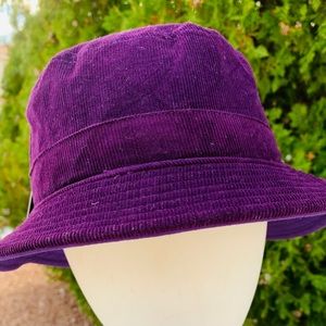 Chuck bucket hat purple velvet color